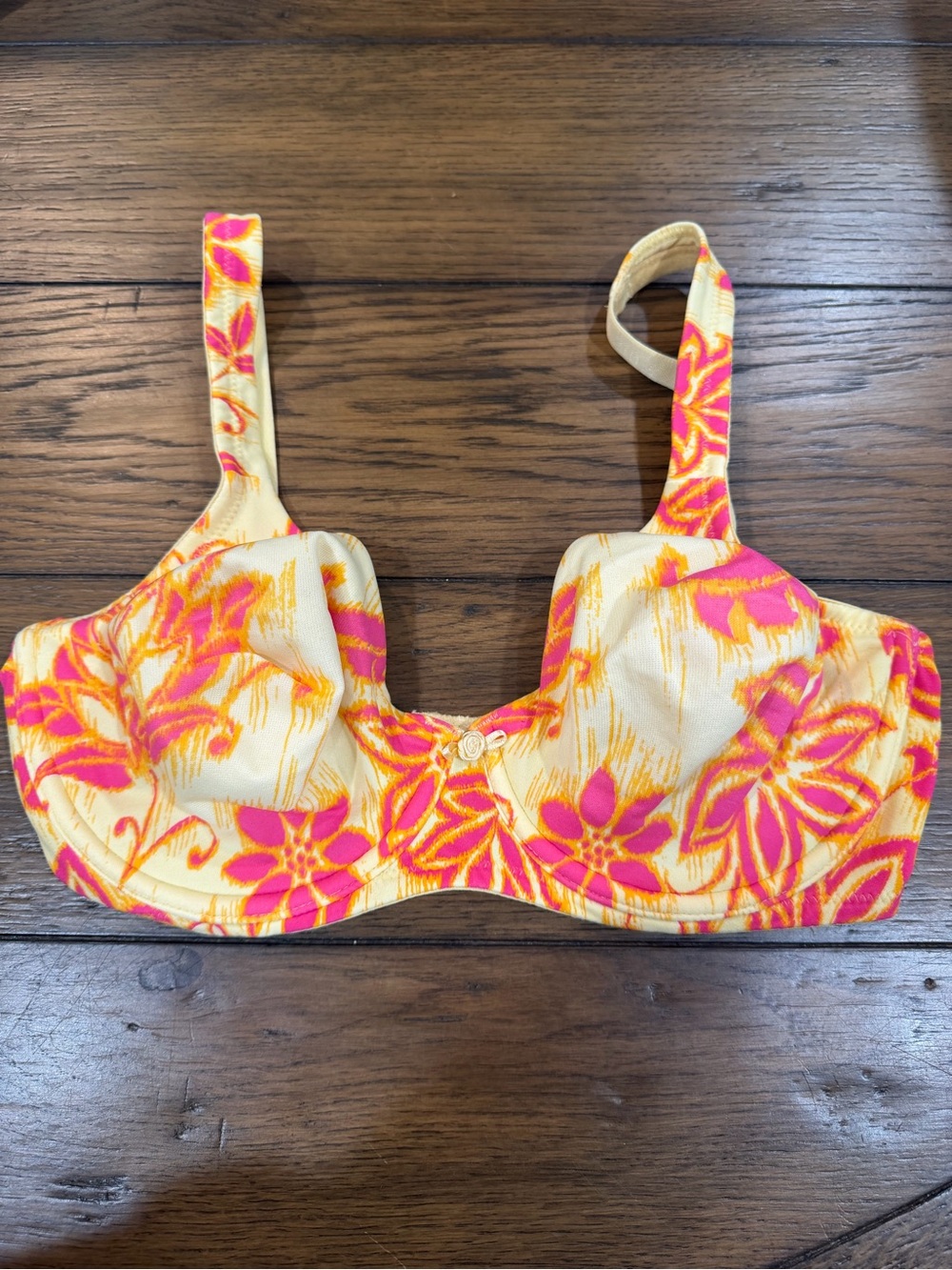 Victoria's Secret Yellow Floral bra with Pink & Orange Accents 34D